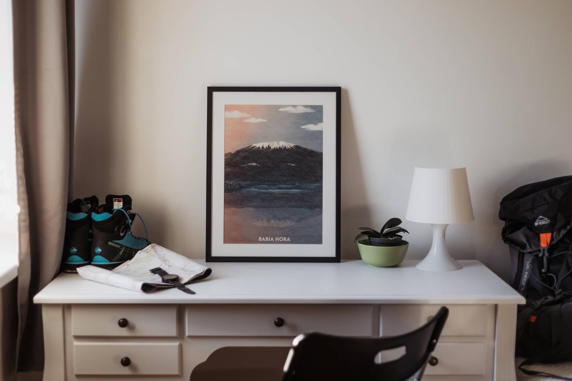 Poustr: Babia hora, poctivý slovenský plagát, Orava, Oravská priehrada, Babia Góra, Beskydy, Námestovo